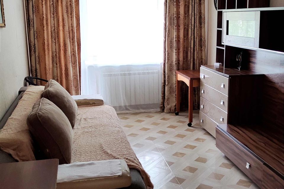 Продаётся 3-комнатная квартира, 58.1 м²