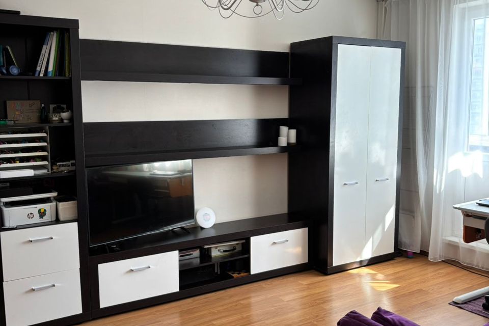 Продаётся 1-комнатная квартира, 37.7 м²