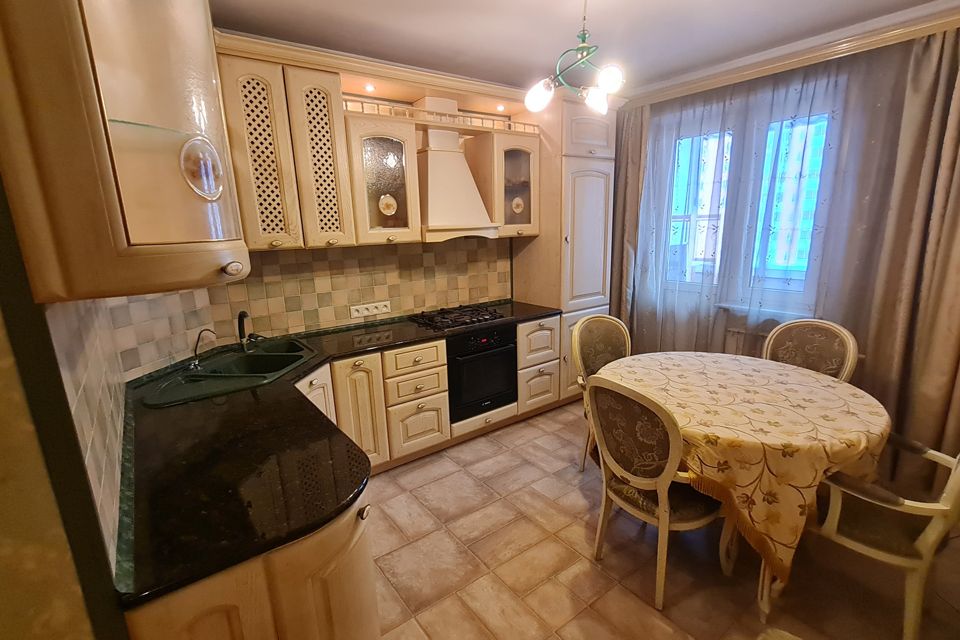 Продаётся 3-комнатная квартира, 74.2 м²