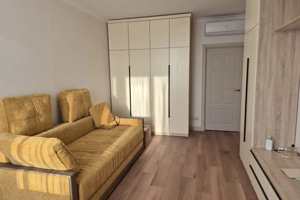 Продаётся 2-комнатная квартира, 62 м²