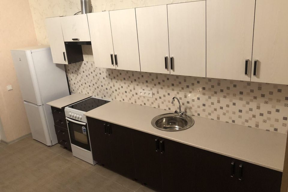 Сдаётся 2-комнатная квартира, 68 м²