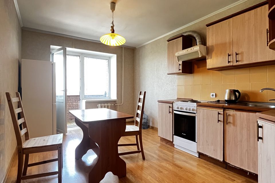 Продаётся 1-комнатная квартира, 52.3 м²