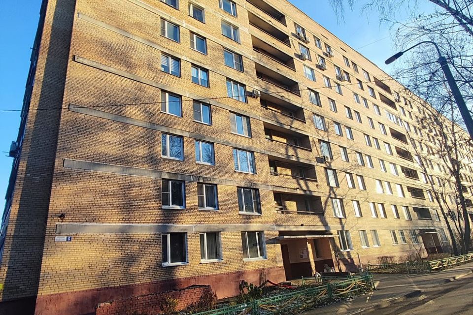 Продаётся 4-комнатная квартира, 74.9 м²