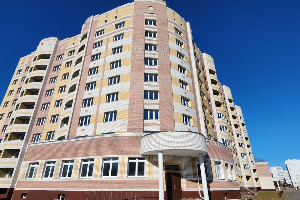 Продаётся 2-комнатная квартира, 76.8 м²