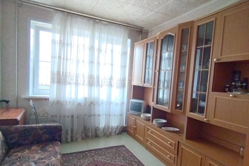 Продаётся 4-комнатная квартира, 77.9 м²