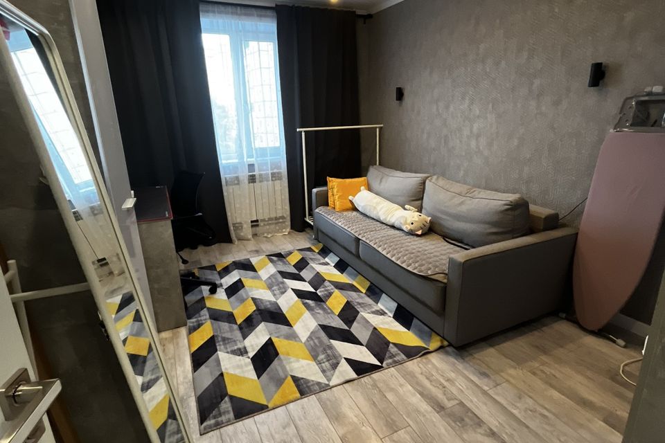 Продаётся 3-комнатная квартира, 71.7 м²