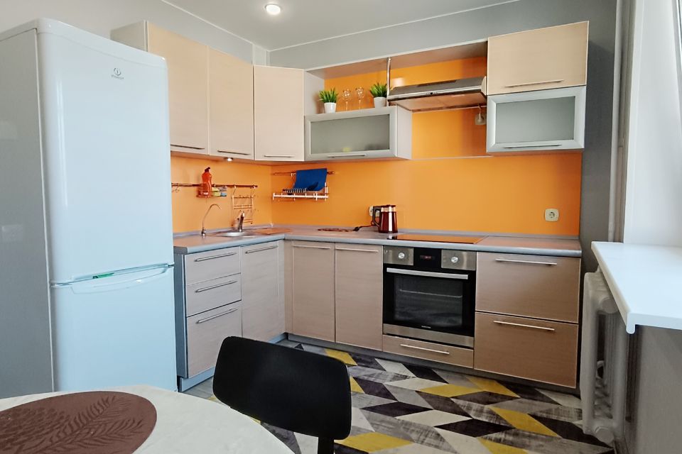 Продаётся 2-комнатная квартира, 56.6 м²