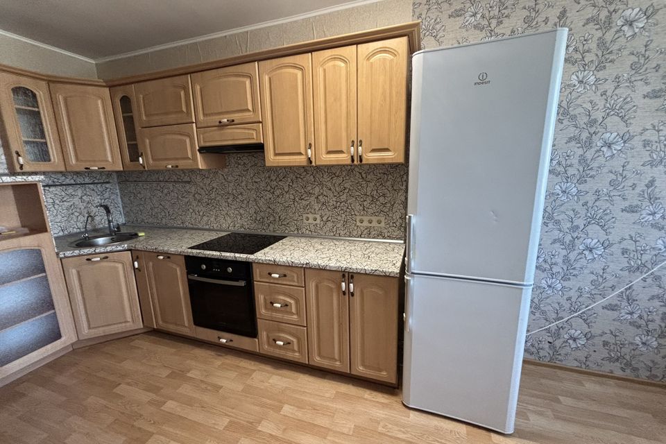 Сдаётся 2-комнатная квартира, 60 м²