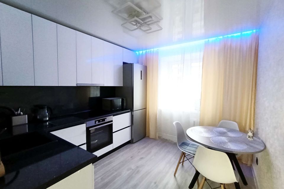 Продаётся 3-комнатная квартира, 61 м²