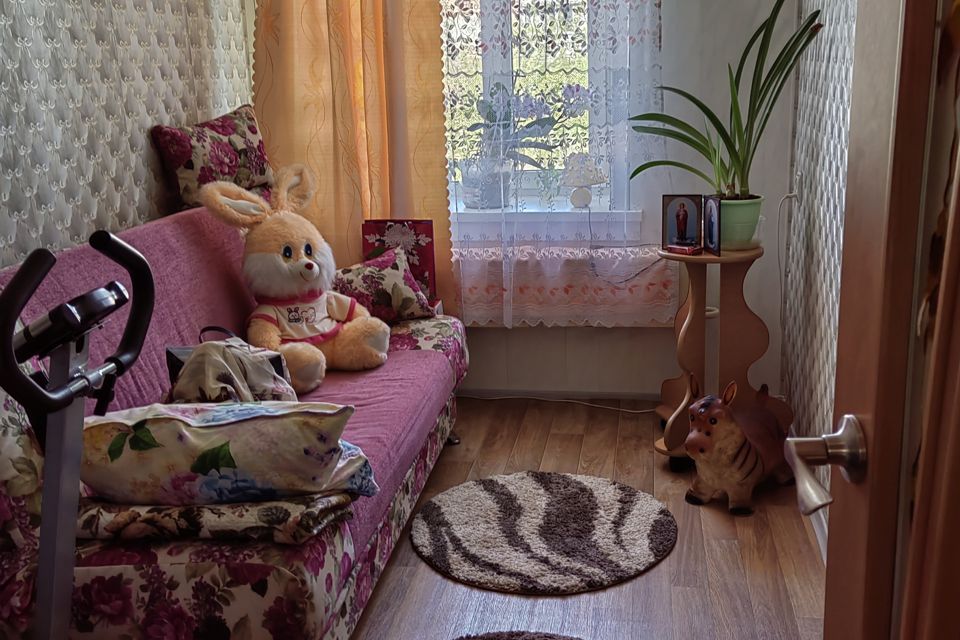 Продаётся 3-комнатная квартира, 57.8 м²