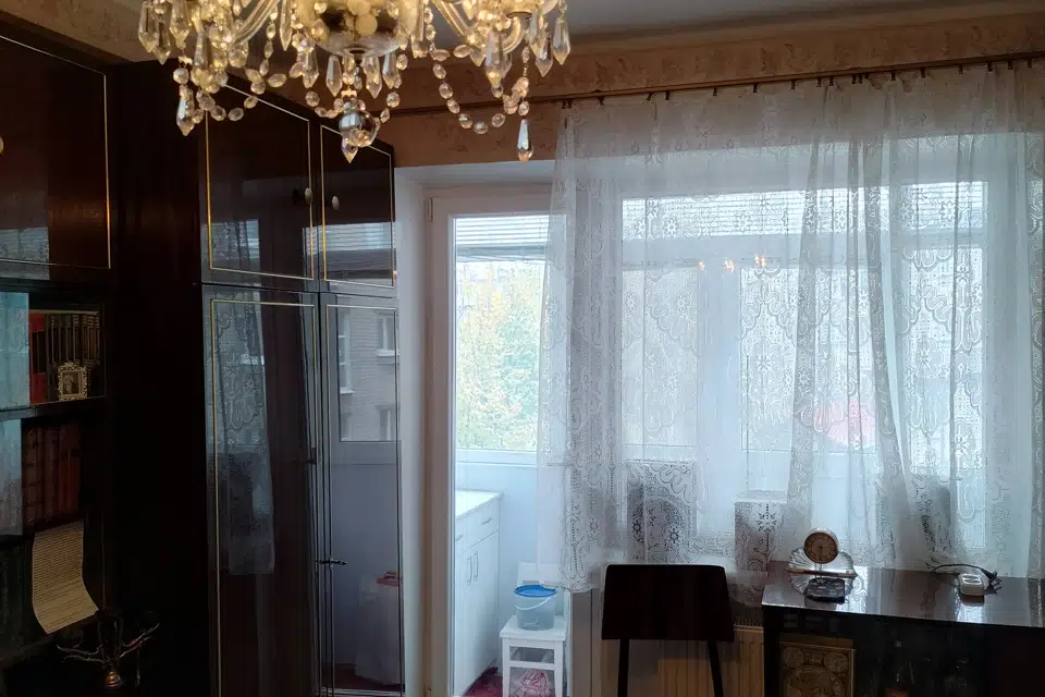 Продаётся 3-комнатная квартира, 42.1 м²