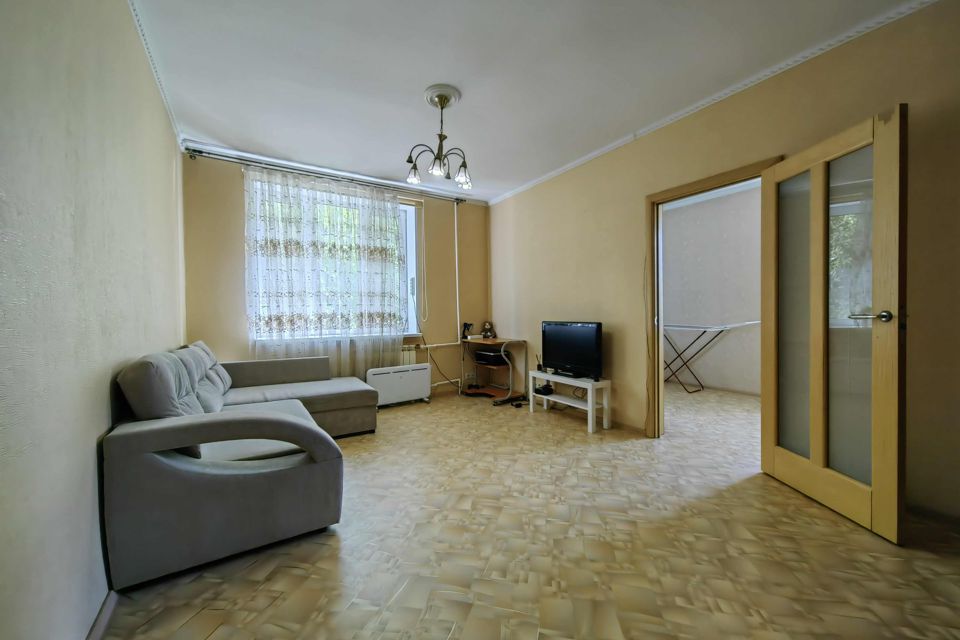 Сдаётся 2-комнатная квартира, 38 м²