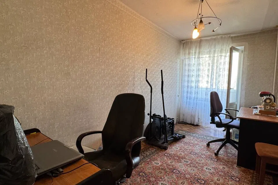 Продаётся 4-комнатная квартира, 78 м²