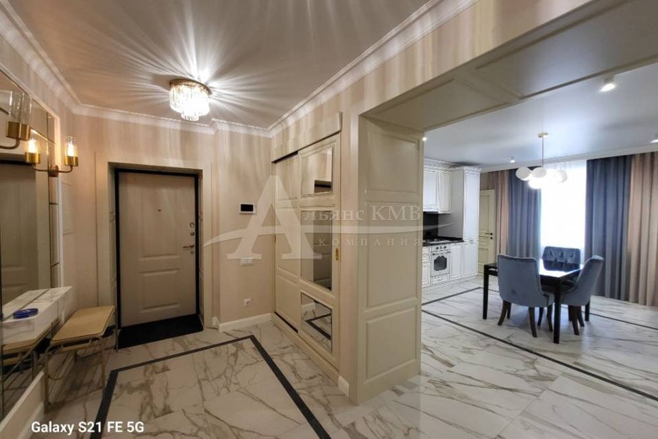 Продаётся 2-комнатная квартира, 87 м²