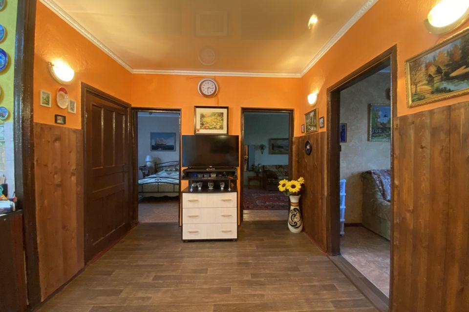 Продаётся 4-комнатная квартира, 76.3 м²