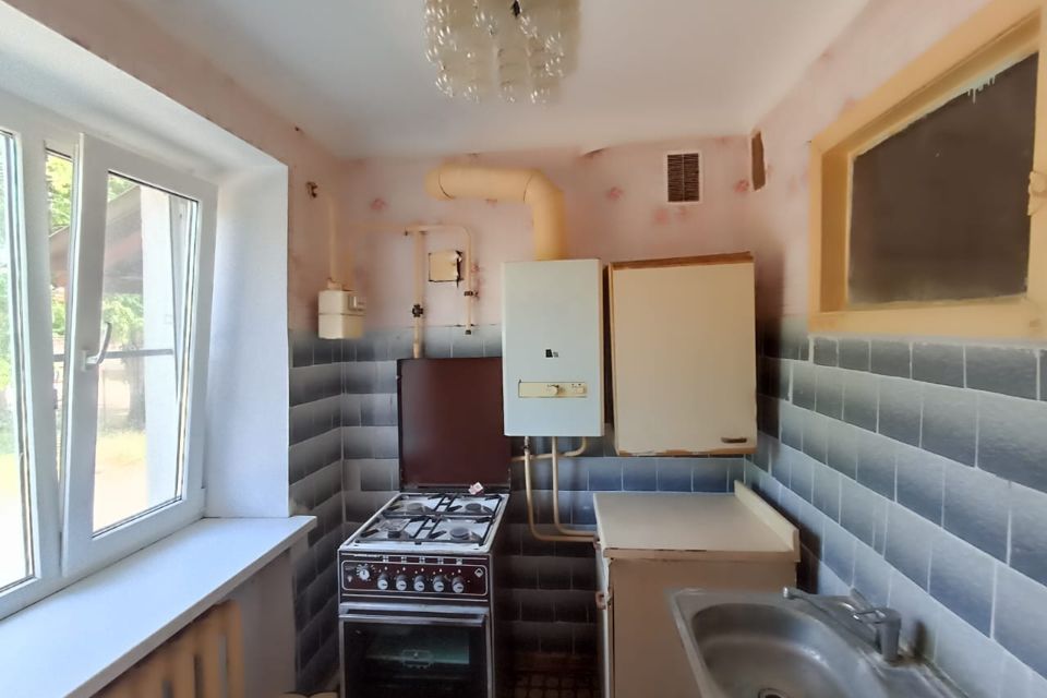 Продаётся 3-комнатная квартира, 42.9 м²