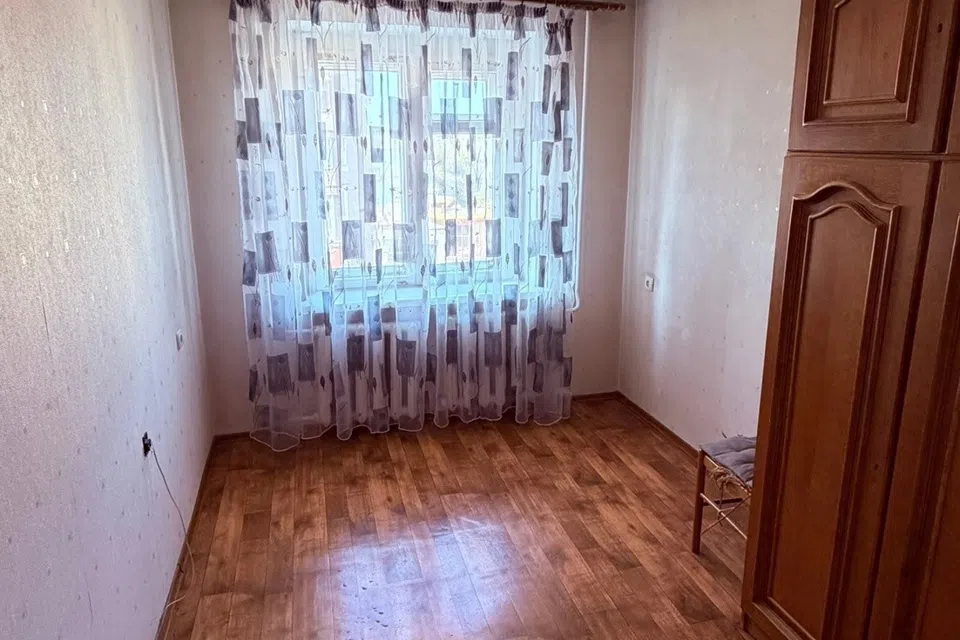 Продаётся 4-комнатная квартира, 80 м²