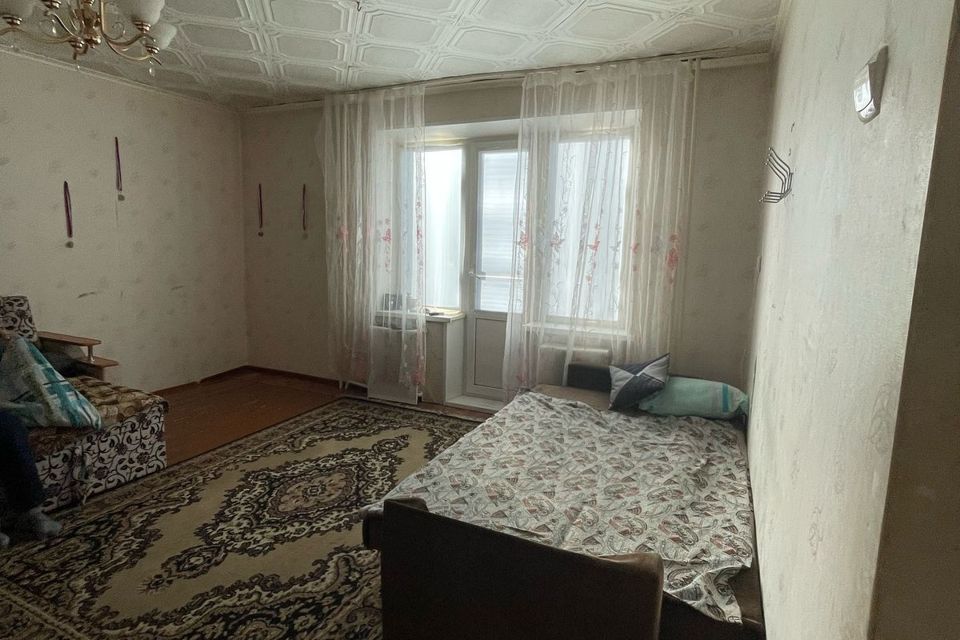 Продаётся 1-комнатная квартира, 35.6 м²