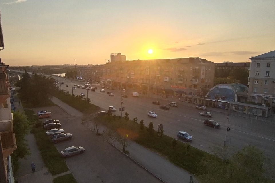 Продаётся 3-комнатная квартира, 92.6 м²