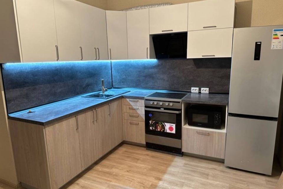 Сдаётся 1-комнатная квартира, 43 м²