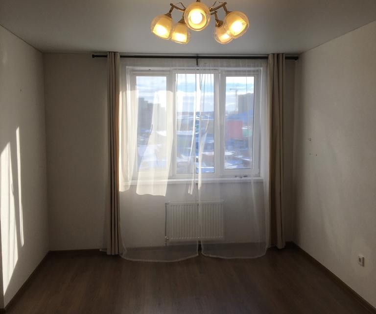 Продаётся 1-комнатная квартира, 42.2 м²