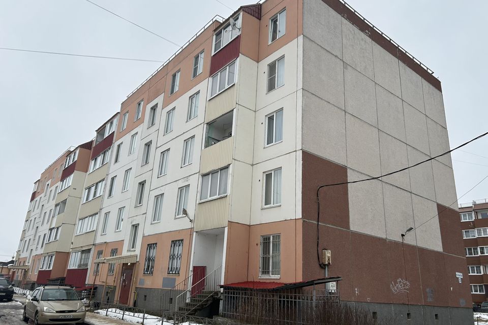 Продаётся комната в 2-комн. квартире, 18.4 м²