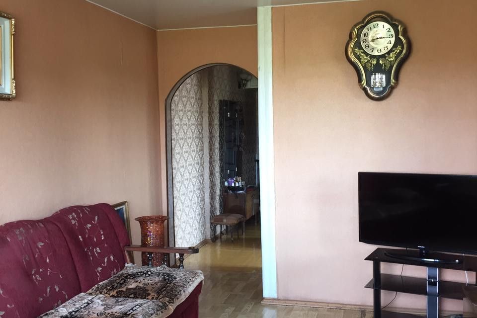 Продаётся 3-комнатная квартира, 51.5 м²
