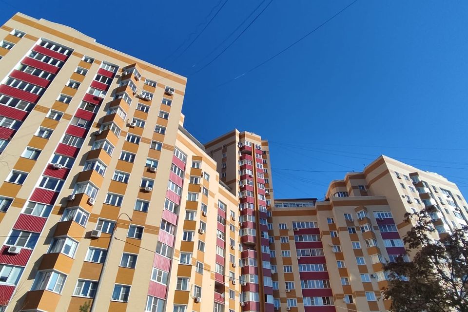 Продаётся 3-комнатная квартира, 97.6 м²