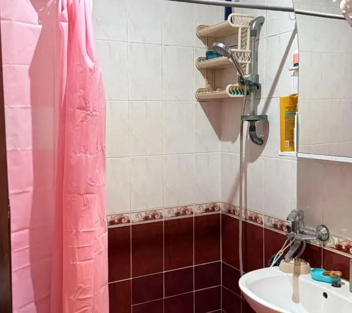 Продаётся 2-комнатная квартира, 56 м²