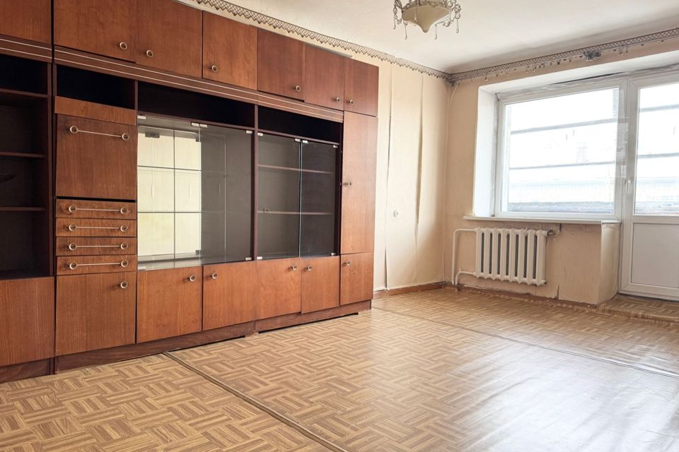 Продаётся 3-комнатная квартира, 56.4 м²