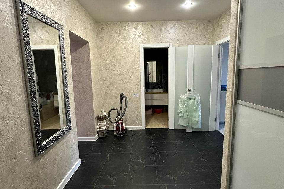 Продаётся 2-комнатная квартира, 56.6 м²