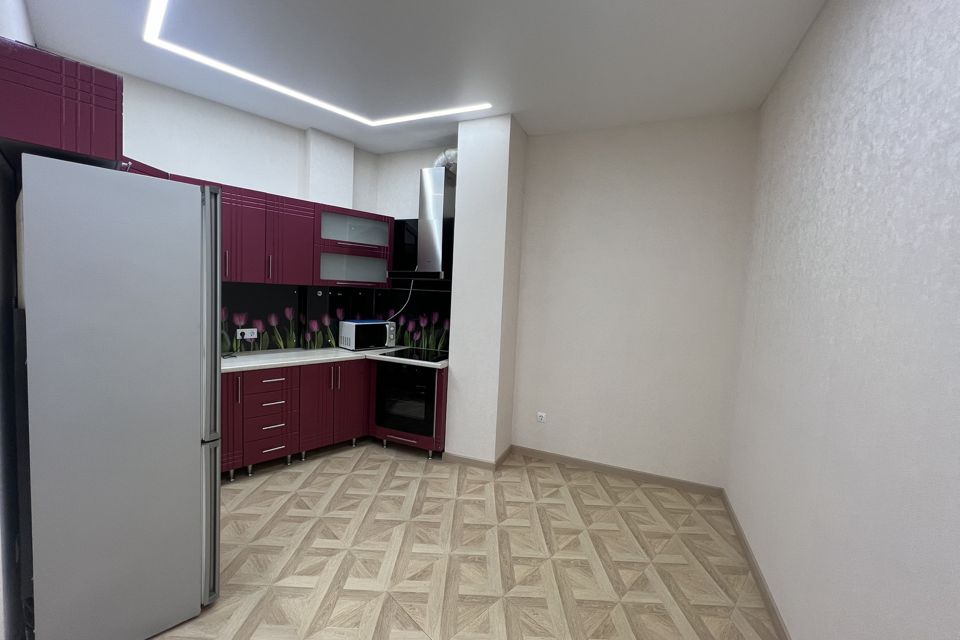 Продаётся 1-комнатная квартира, 57.7 м²