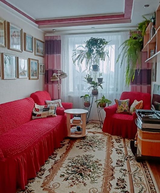 Продаётся 4-комнатная квартира, 76.1 м²