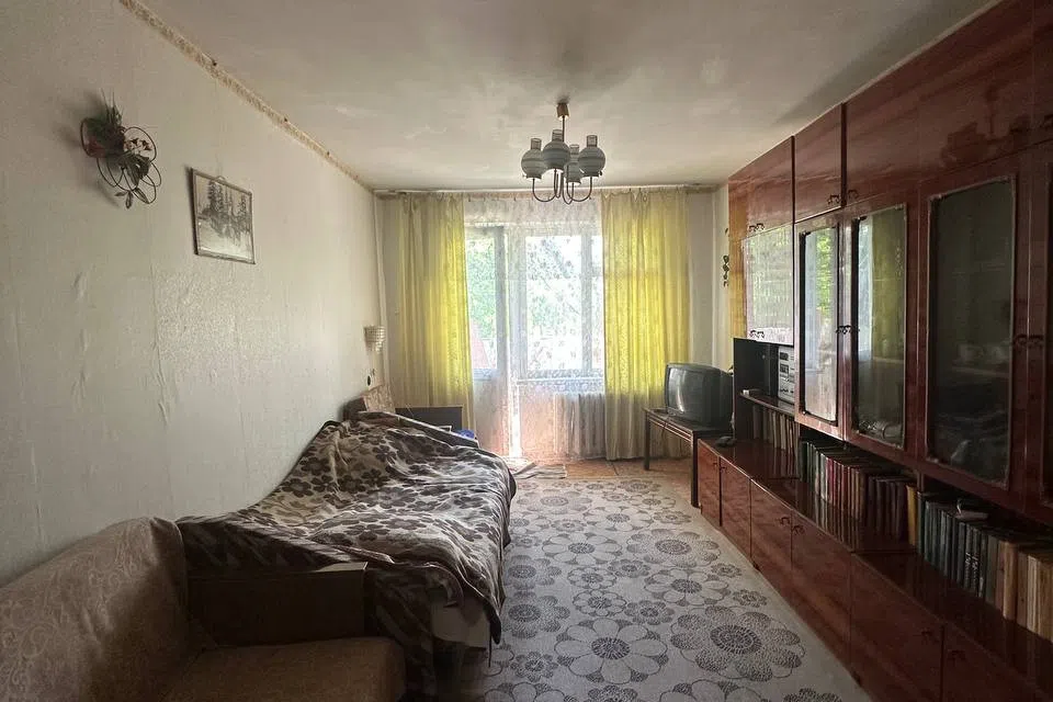 Продаётся 3-комнатная квартира, 65.9 м²