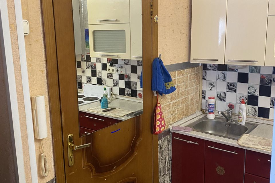 Продаётся комната в 1-комн. квартире, 16.5 м²