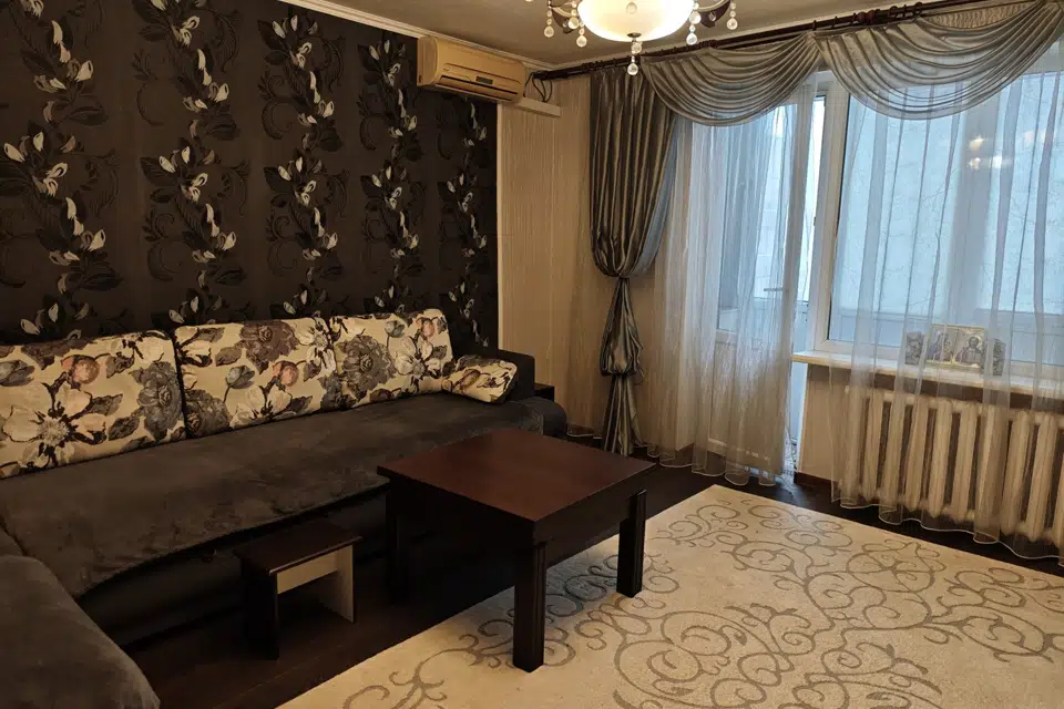 Продаётся 3-комнатная квартира, 65 м²