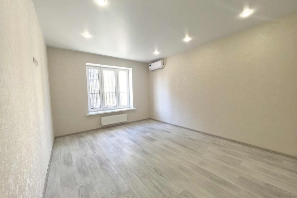 Продаётся 1-комнатная квартира, 43 м²