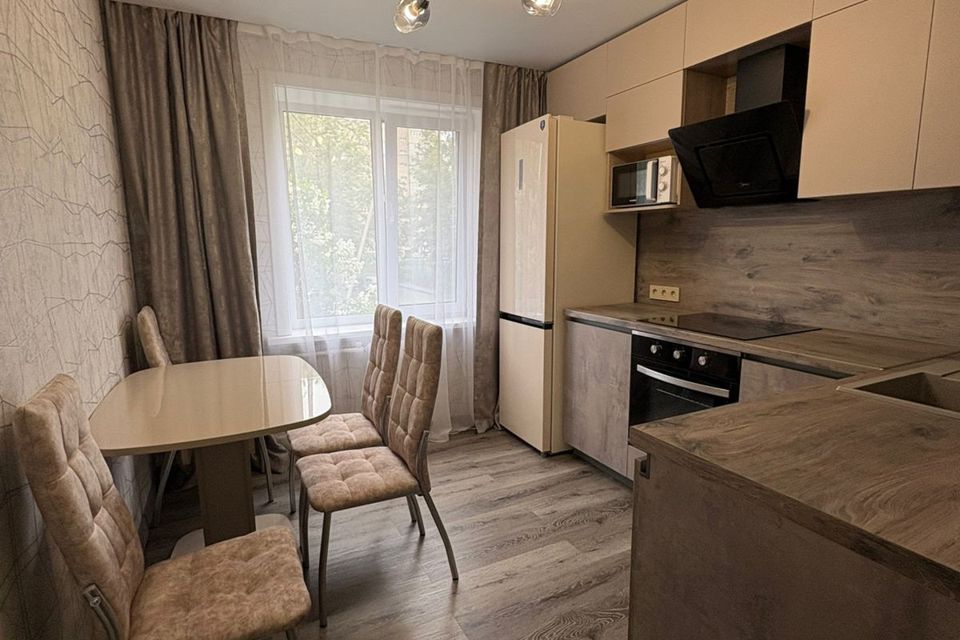 Продаётся 3-комнатная квартира, 66.3 м²