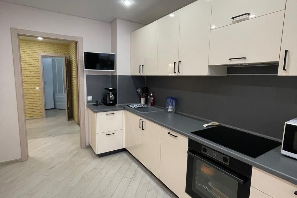 Продаётся 2-комнатная квартира, 63.5 м²
