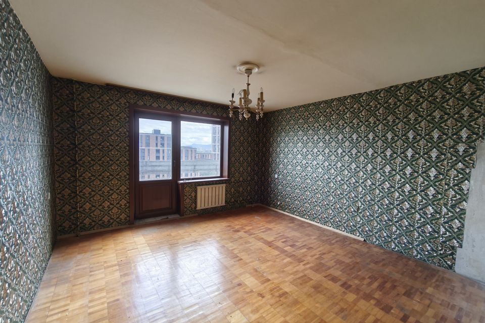 Продаётся 4-комнатная квартира, 115.7 м²