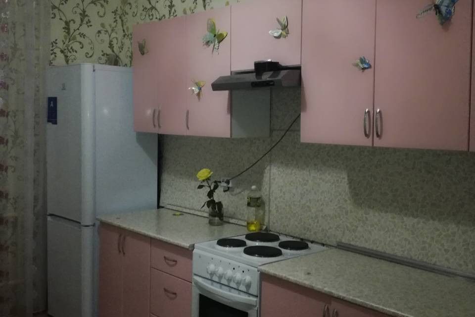 Сдаётся 1-комнатная квартира, 38 м²