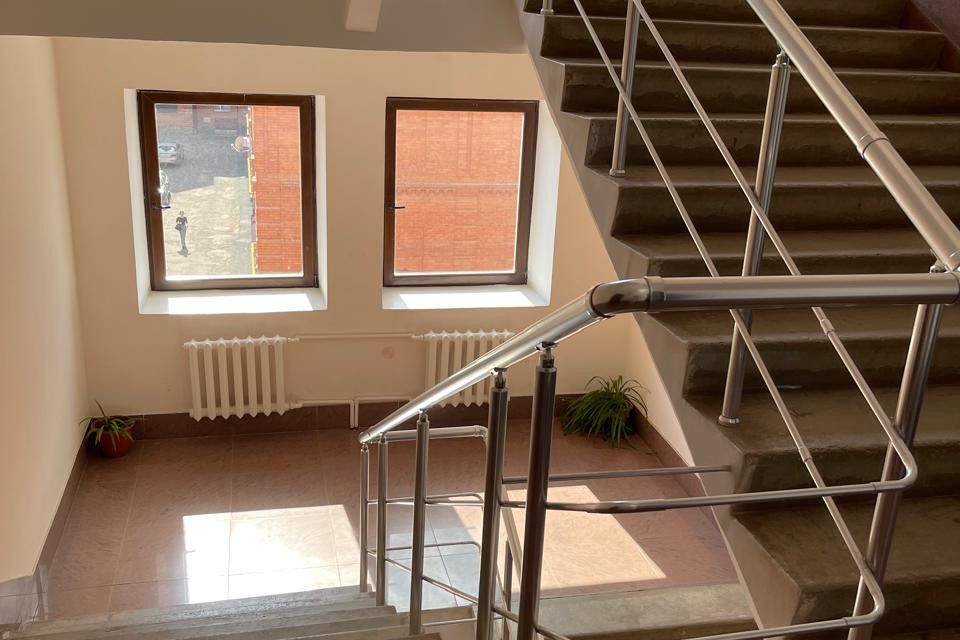 Продаётся 2-комнатная квартира, 87.5 м²