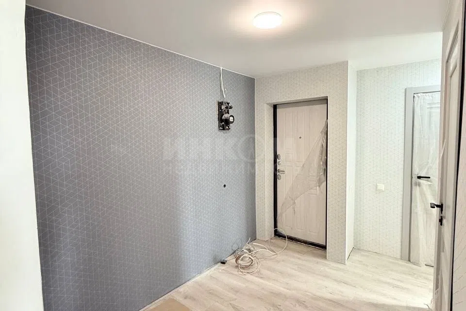 Продаётся 4-комнатная квартира, 63 м²
