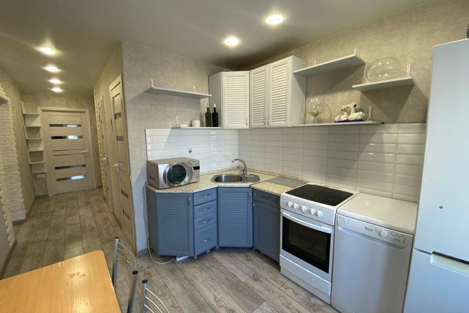 Продаётся 4-комнатная квартира, 78.5 м²