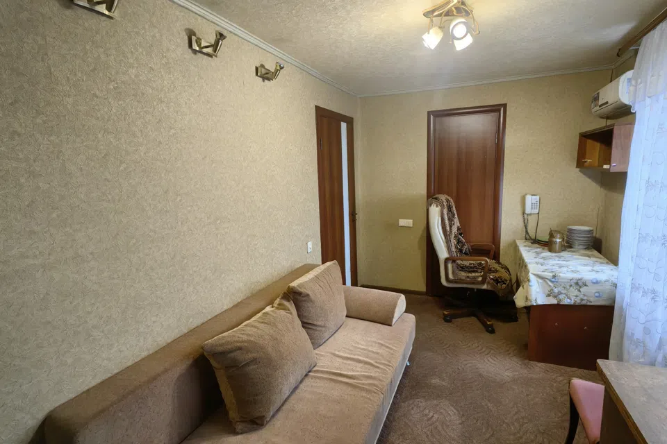 Продаётся 2-комнатная квартира, 47.2 м²