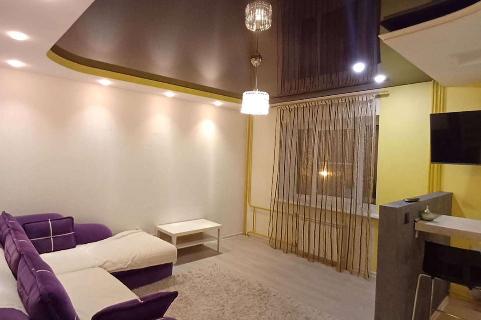 Продаётся 1-комнатная квартира, 41.8 м²