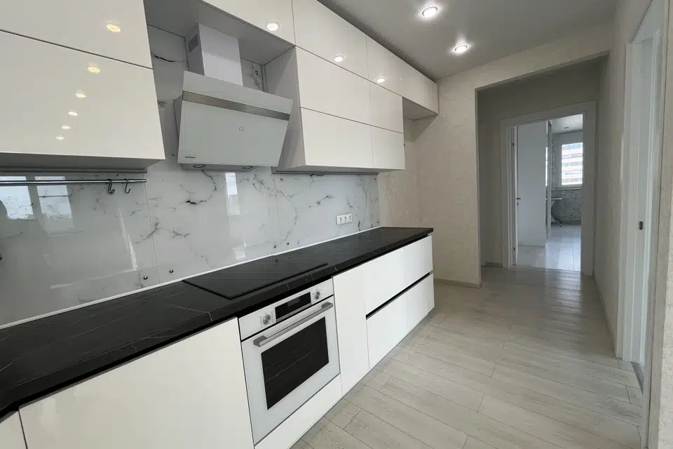 Продаётся 4-комнатная квартира, 146.5 м²