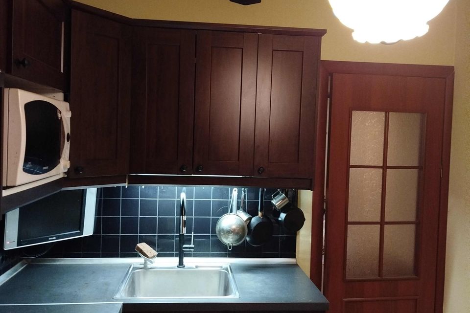 Продаётся 3-комнатная квартира, 55.6 м²