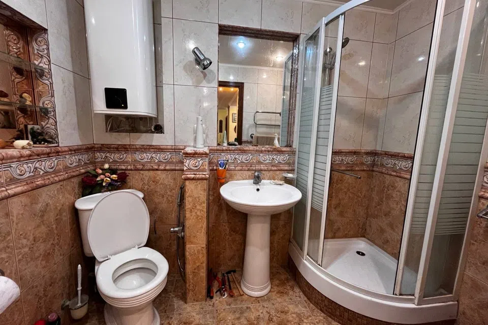Продаётся 3-комнатная квартира, 65 м²