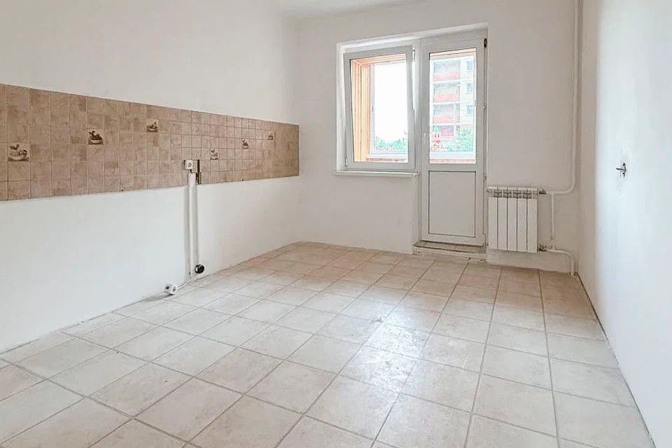 Продаётся 1-комнатная квартира, 43 м²